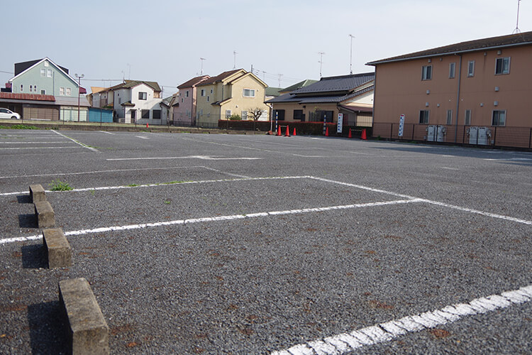 【駐車場】